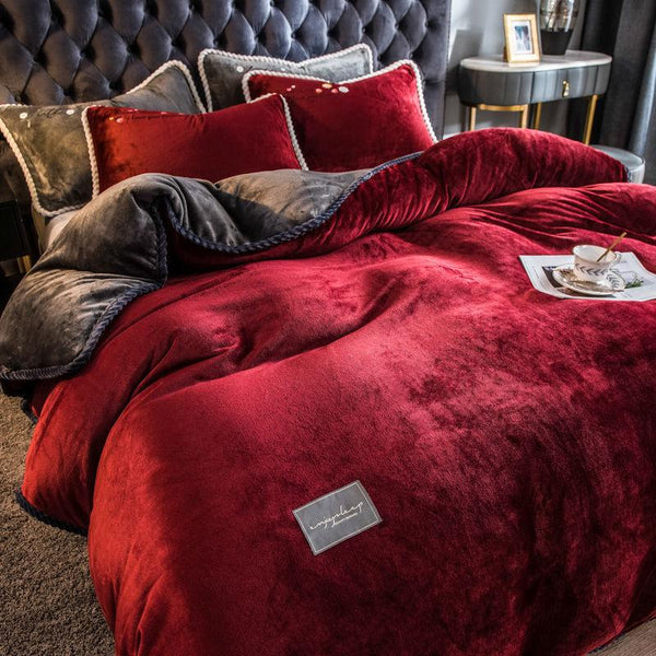 Amorgos Fine Velvet Bedding Set