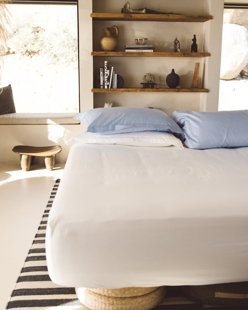 L'AURA Fitted Sheet