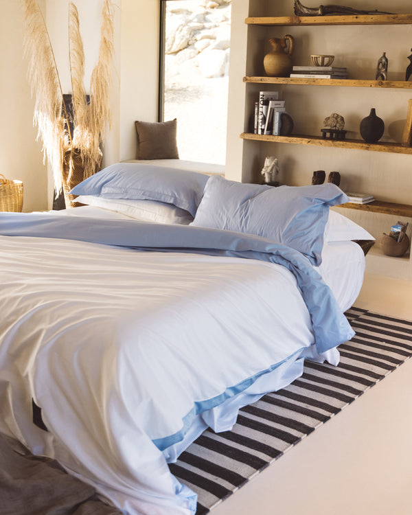 L'AURA Duvet Cover